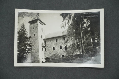 Pohlednice LITICE NAD ORLICÍ NÁDVOŘÍ HRADU LITIC (x14328)