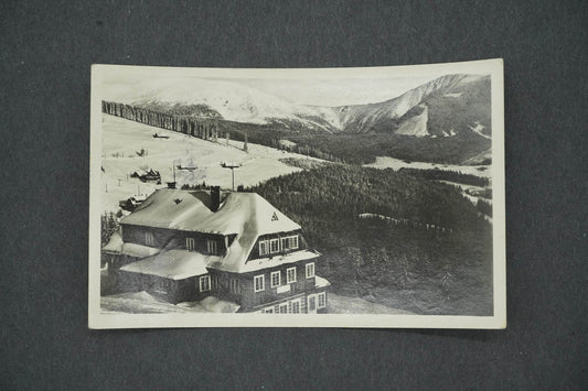 Pohlednice KRKONOŠE - POD SNĚŽKOU ČAPKOVA CHATA (x14645)