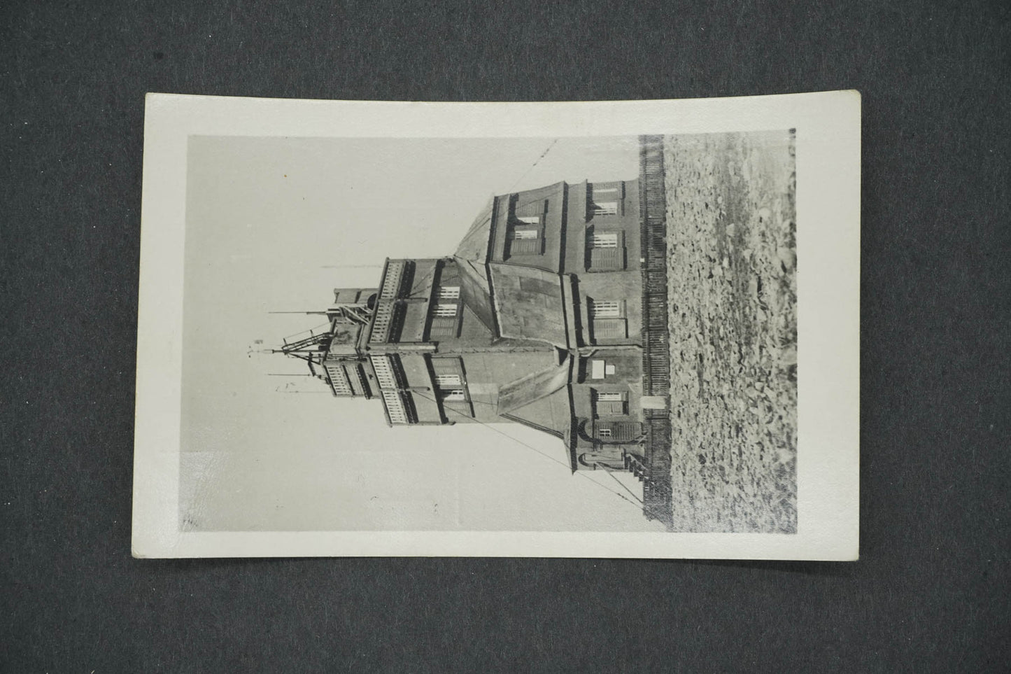 Postcard WEATHER STATION ON SNOWBOARD (x14696)