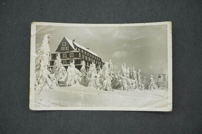 Postcard SOKOLSKÁ BOUDA IN THE KRKONÓŽÉ Mts. (x14717)