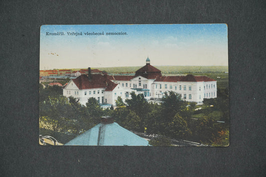 Pohlednice KROMĚŘÍŽ VEŘEJNÁ VŠEOBECNÁ NEMOCNICE (x14892)