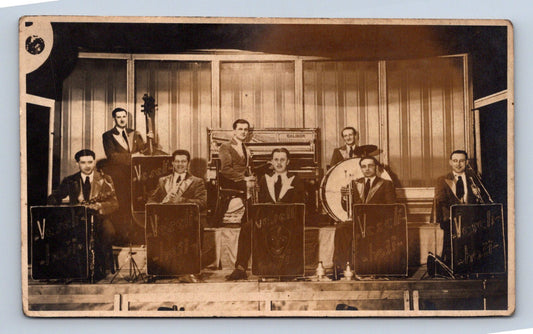 Pohlednice ORCHESTR VESELÍ HOŠI (x16845)