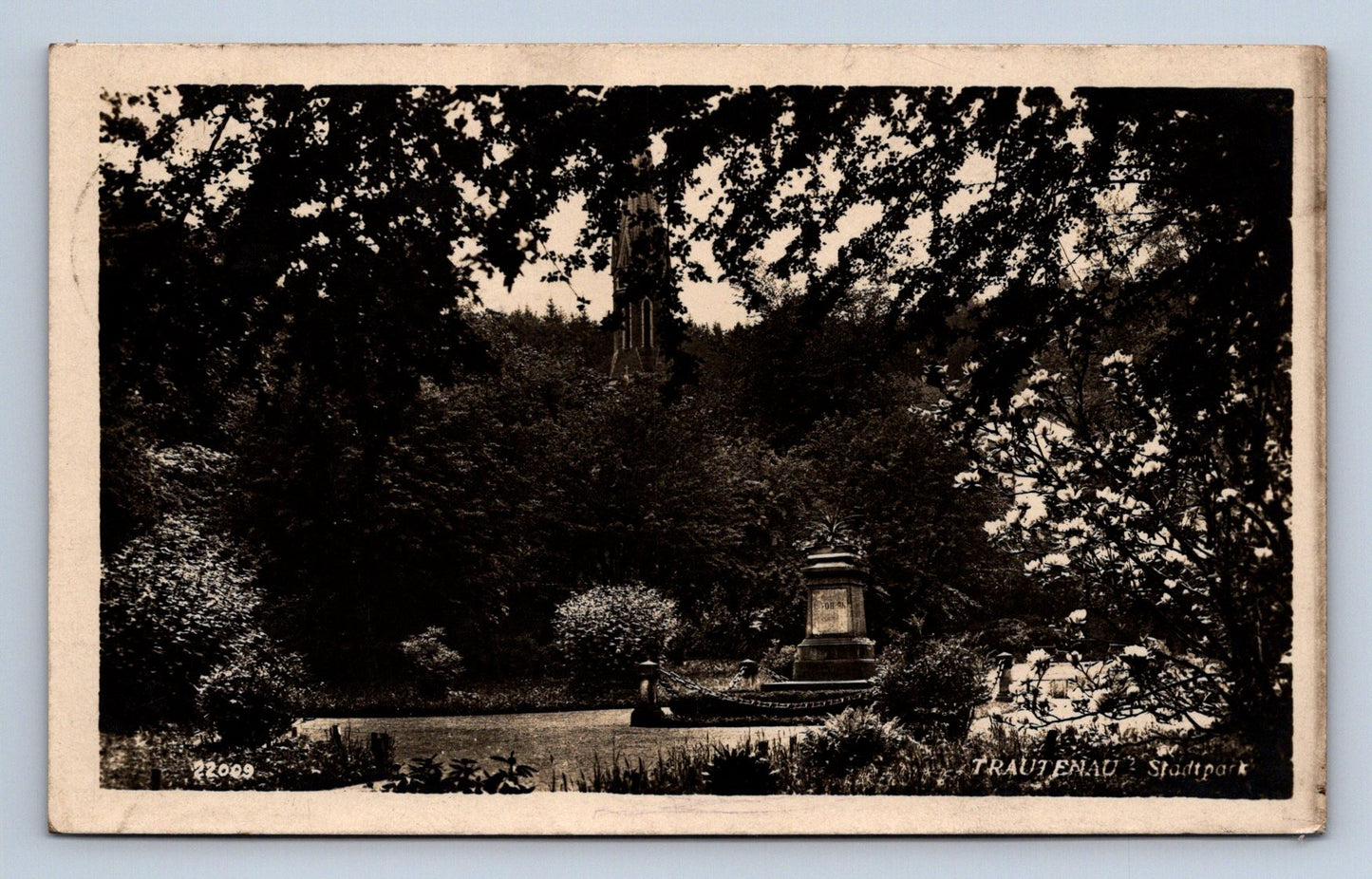 Pohlednice Trautenau - Stadtpark (JN207)