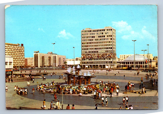Pohlednice Berlin - Alexandetplatz bordó znamka (JN463)