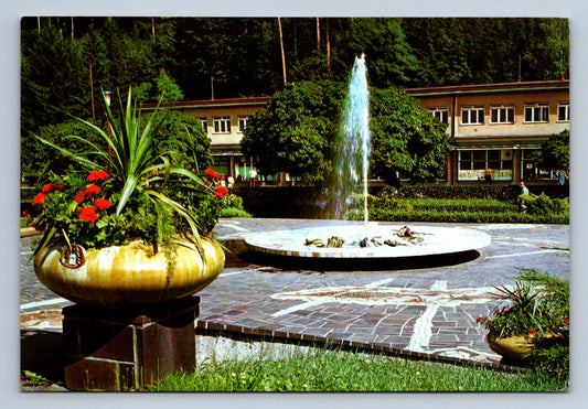 Pohlednice Luhačovice - Bruselská fontána (JN508)