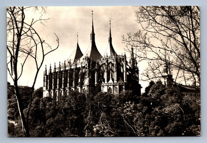 Pohlednice Kutná hora Mohutný gotický dóm (JN1653)