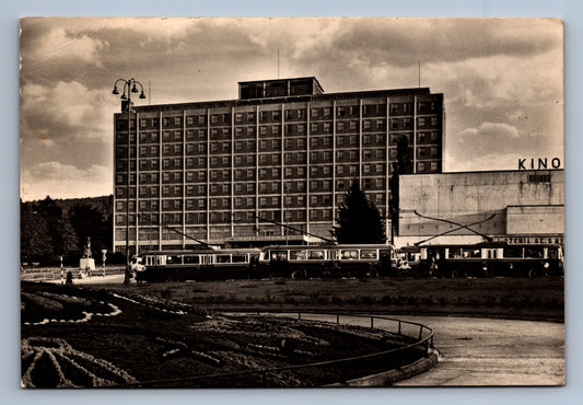 Pohlednice GOTTWALDOV - HOTEL MOSKVA A VELKÉ KINO (x17409)