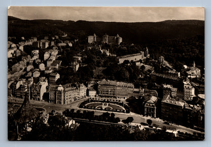 Pohlednice KARLOVY VARY - LENINOVOU NÁMĚSTÍ (x17483)