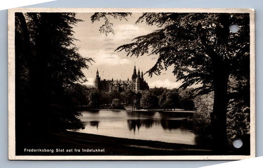 Pohlednice FREDERIKSBORG SLOT SET FRA INDELUKKET (x17697)