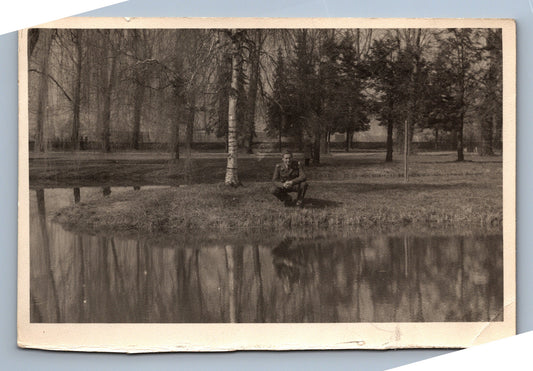Fotografie VOJÁK V LESE (x17940)