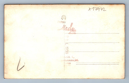 Pohlednice POHŘEB V KOSTELE (x17972)