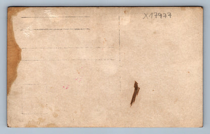 Pohlednice ŽENY V KLOBOUCÍCH (x17977)