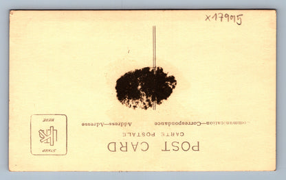 Pohlednice ŽENA V ŠATECH (x17995)