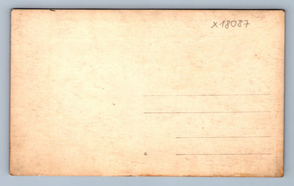Pohlednice ŽENA S DÍTĚTEM (x18087)