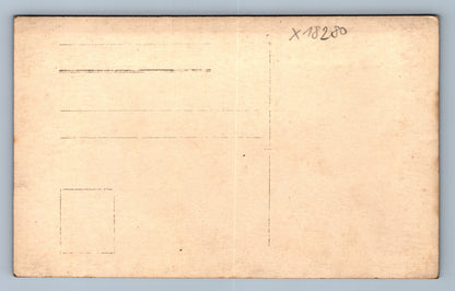 Pohlednice ŽENA V KLOBOUKU (x18280)