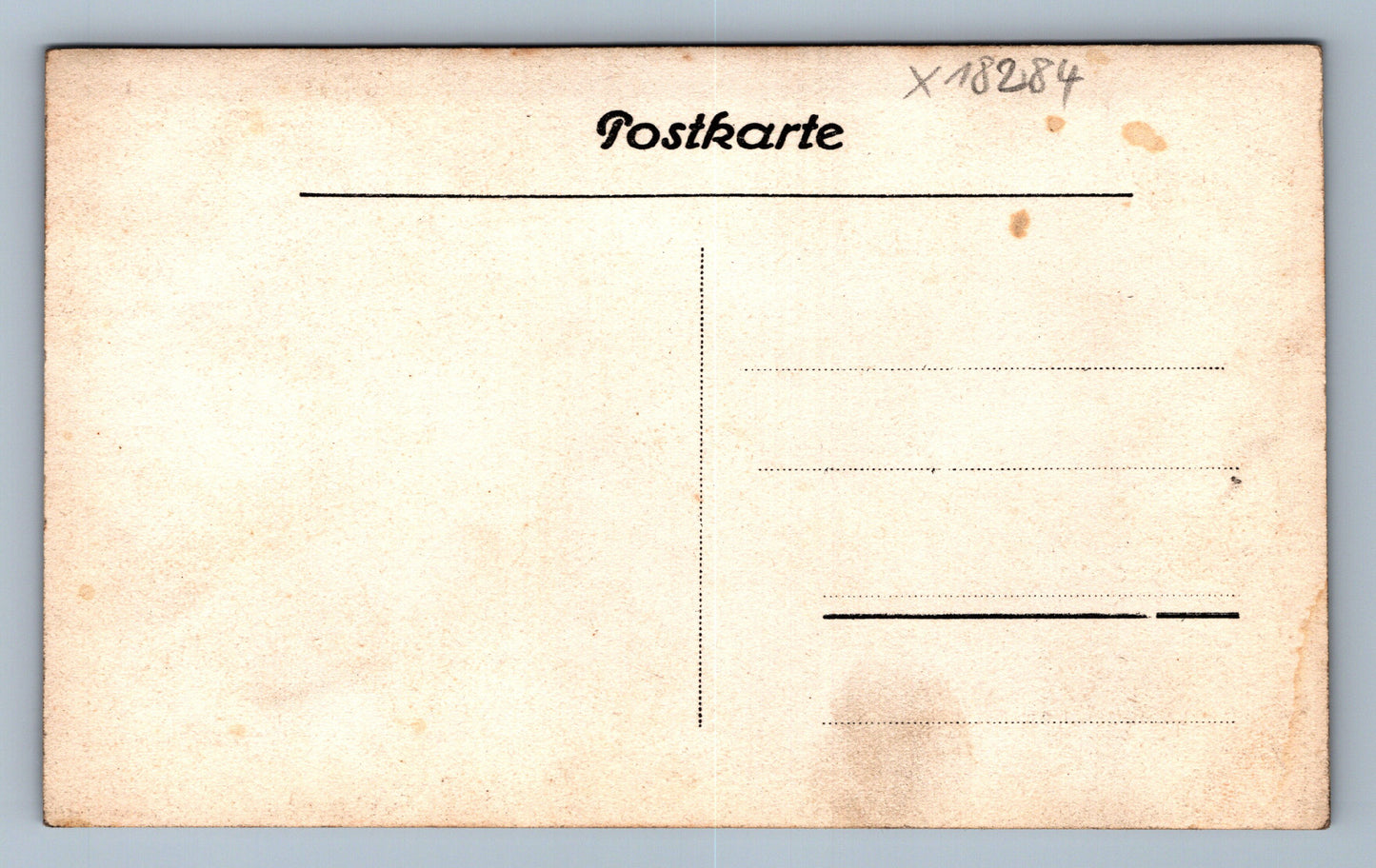 Pohlednice ŽENA V KLOBOUKU NA PROCHÁZCE (x18284)