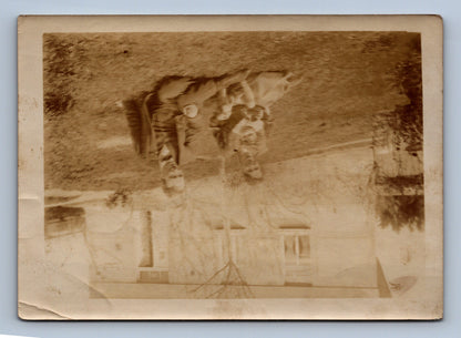 Pohlednice PŘED DOMEM (x18579)