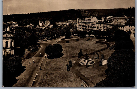Pohlednice MARIÁNSKÉ LÁZNĚ - GOTTWALDOVO NÁMĚSTÍ (x18666)