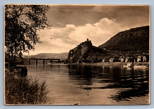 Fotografie AUSSIG - PARTIE BEI DER BURGRUINE SCHRECKENSTEIN (x18747)