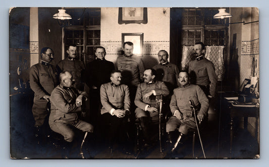 Pohlednice SRPEN 1914 VOJÁCI DŮSTOJNICKÝ KLUB (x18749)