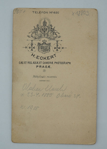 Fotografie MUŽ S KNÍRKEM H.ECKERT (x18803)