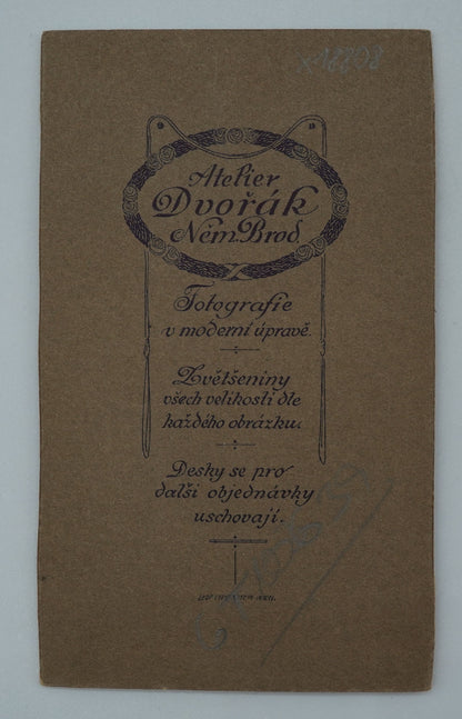 Fotografie MATKA DCERA BABIČKA ATELIER DVOŘÁK NĚM. BROD (x18808)