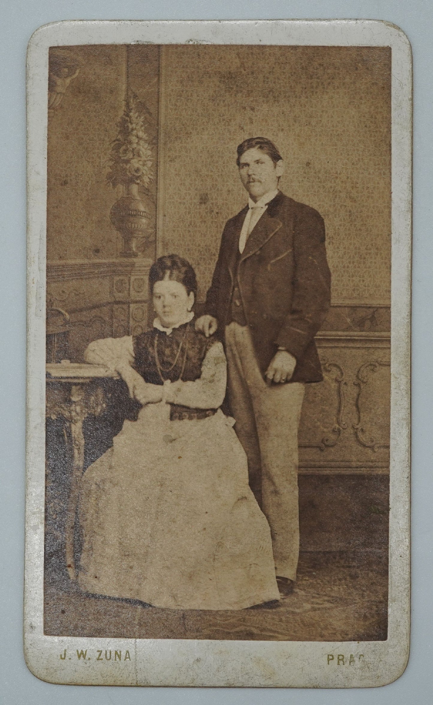 Fotografie MUŽ A ŽENA J.W. ZUNA (x18821)