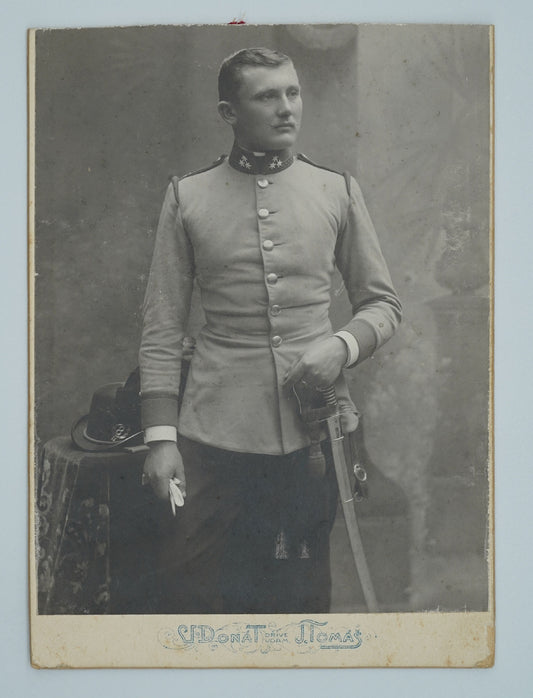 Fotografie DŮSTOJNÍK V UNIFORMĚ V. DONÁT DŘÍVE VORM. J. TOMÁŠ (x18891)