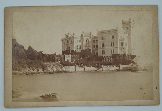 Fotografie POHLED NA HRAD SEBASTIANUTTI (x18907)