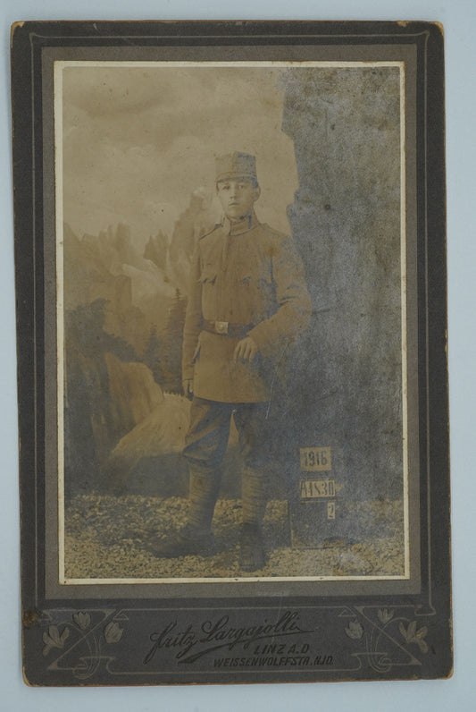Fotografie MUŽ V UNIFORMĚ FRITZ LARGGJOLLI (x18909)