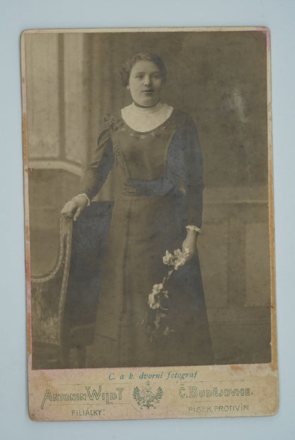 Fotografie ŽENA ANTONIN WILDT FOTOGRAF ČESKÉ BUDĚJOVICE(x18918)