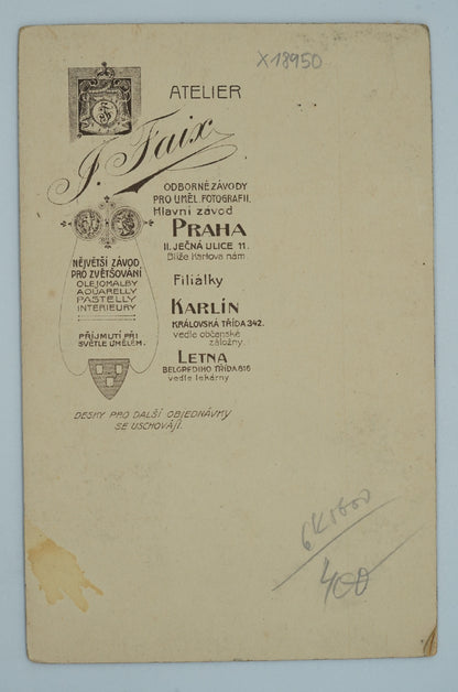 Fotografie MUŽ S KNÍREM A ŽENOU JOSEF FAIX PRAHA (x18950)