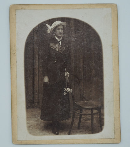 Fotografie ŽENA V ČERNÉM (x18955)