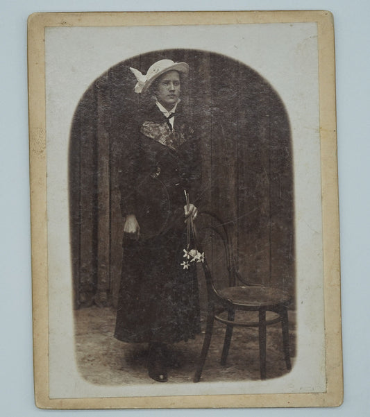 Fotografie ŽENA V ČERNÉM (x18955)