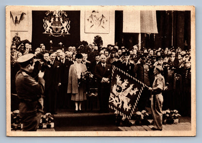 Pohlednice PRESIDENT NA TRIBUNĚ PŘED STAROMĚSTSKOU RADNICÍ (x19141)