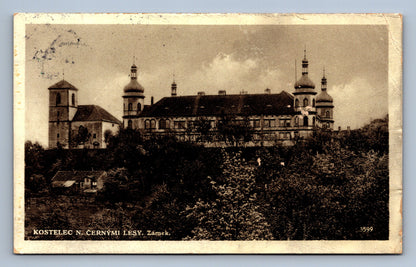 Pohlednice KOSTELEC N. ČERNÝMI LESY. ZÁMEK (x19439)