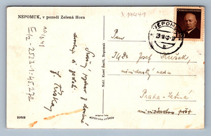 Pohlednice NEPOMUK, V POZADÍ ZELENÁ HORA (x19441)