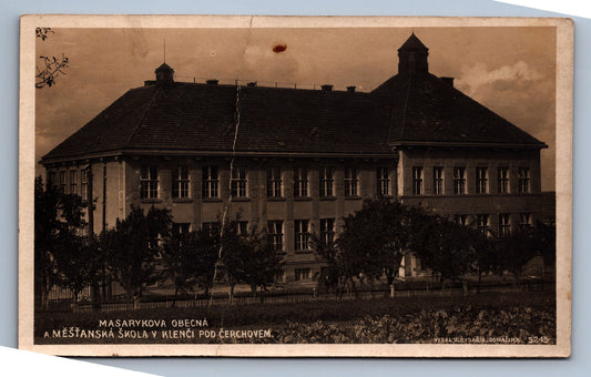 Pohlednice MASARYKOVA ŠKOLA V KLENČI POD ČERCHOVEM (x19471)