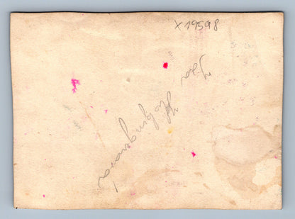 Pohlednice ŽENA V KOŽICHU SE PSEM (x19598)