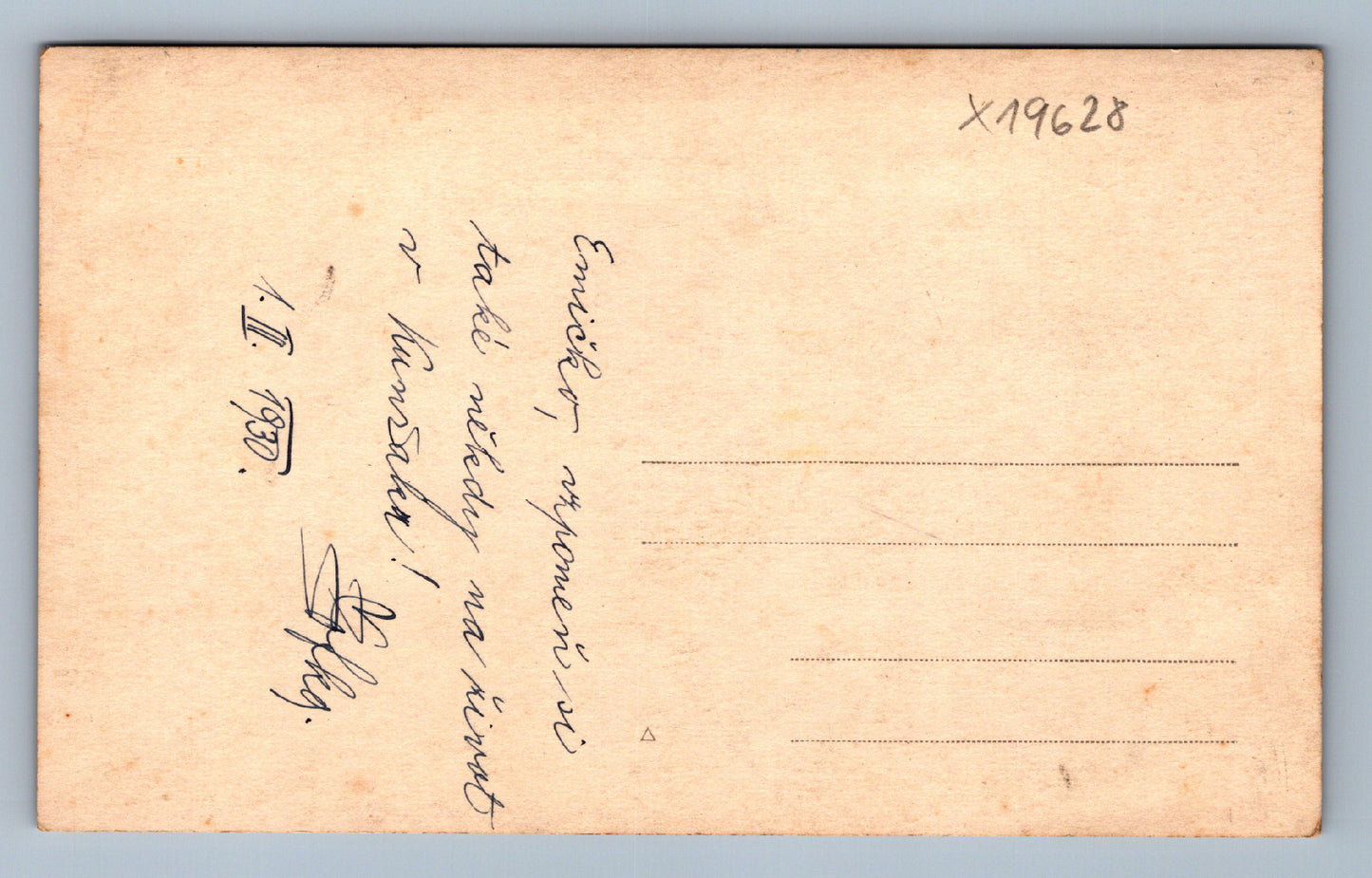 Pohlednice ŽENA V ŠATECH (x19628)
