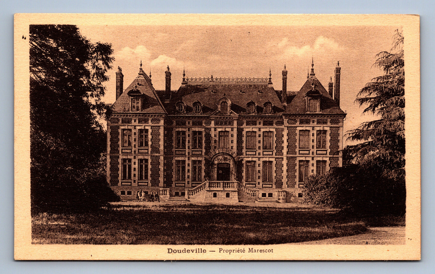 Pohlednice DOUDEVILLE (x19823)