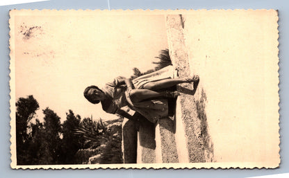 Pohlednice ŽENA V ŠATECH (x20003)