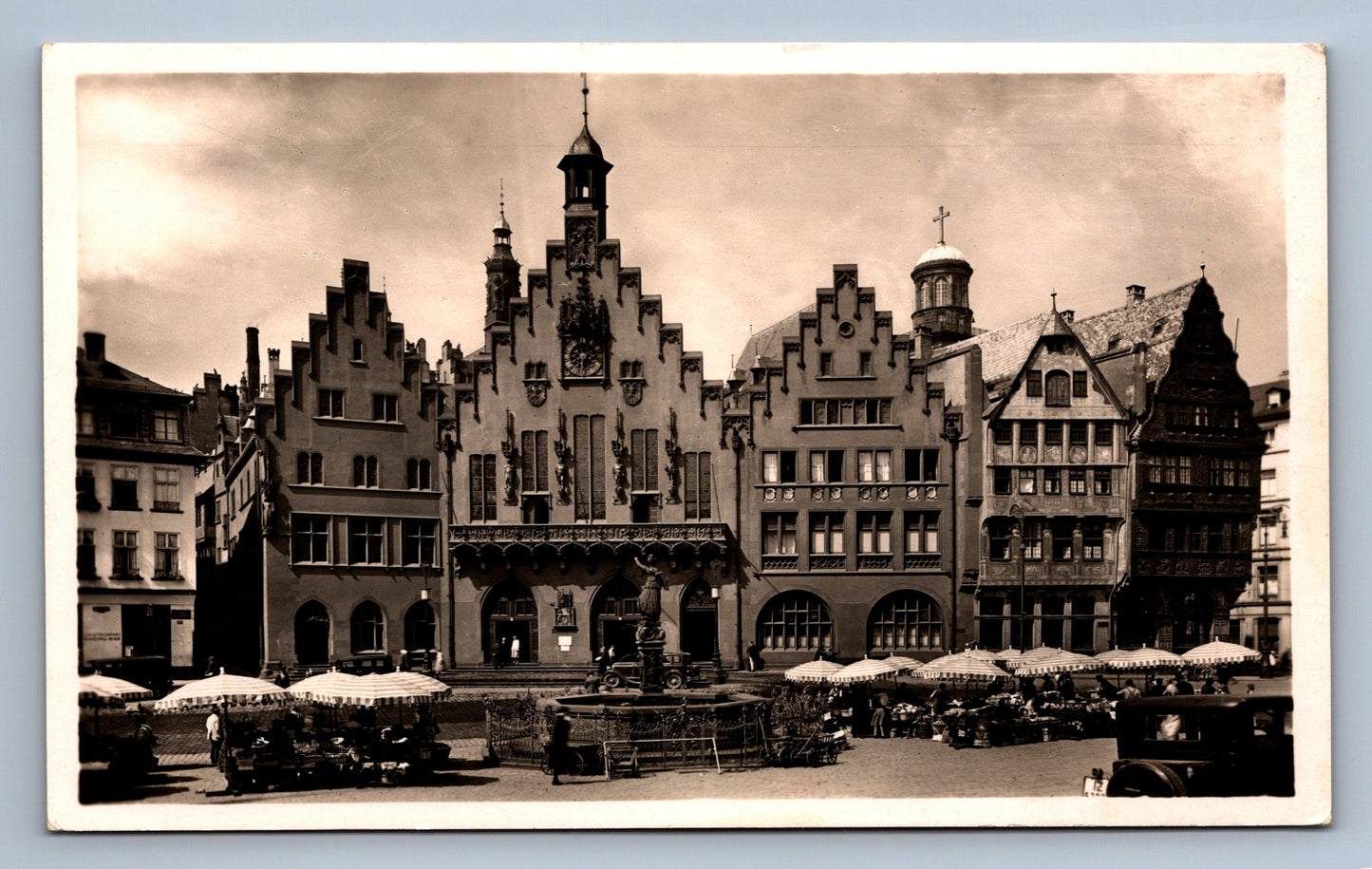Pohlednice FRANKFURT A. M. - DER RÖMER (x20064)