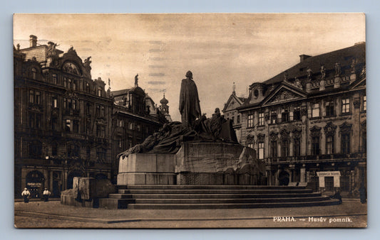 Pohlednice PRAHA HUSŮV POMNÍK (ST163)