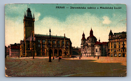 Pohlednice PRAHA STAROMĚSTSKA RADNICE A MIKULÁŠSKÝ KOSTEL (ST191)