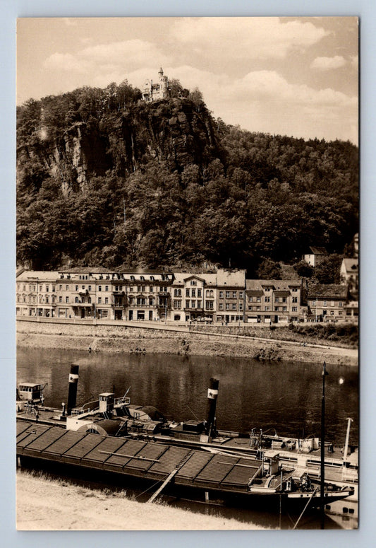 Pohlednice DĚČÍN - Labské nábřeží s Pastýřskou stěnou (P313)
