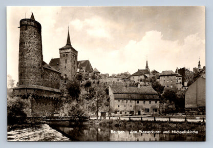 Pohlednice Bautzen. Alte Wasserkunst und Michaeliskirche (P324)