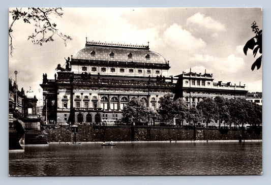 Pohlednice PRAHA - Národní divadlo (P444)