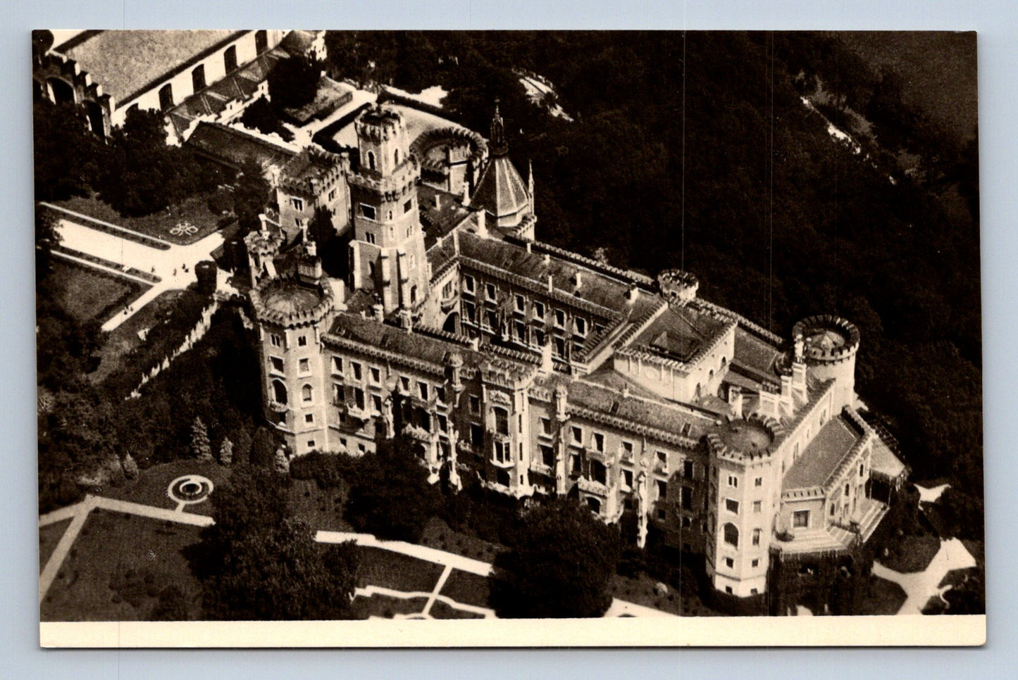 Pohlednice Hluboká nad Vltavou - zámek (P467)