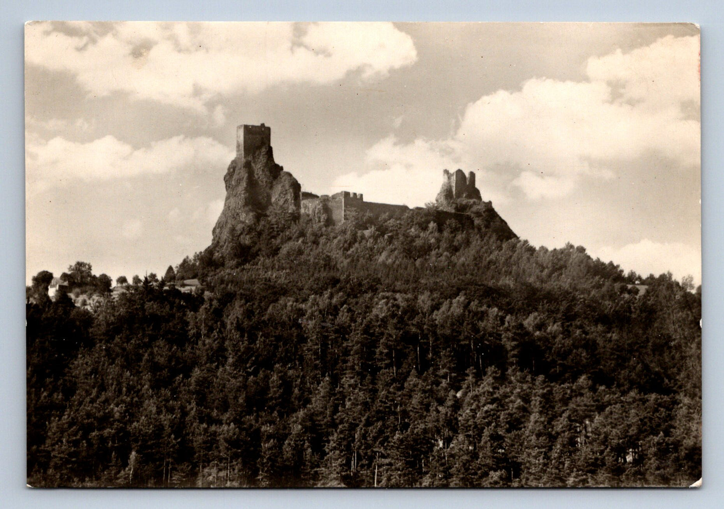 Pohlednice Státní hrad TROSKY (P480)